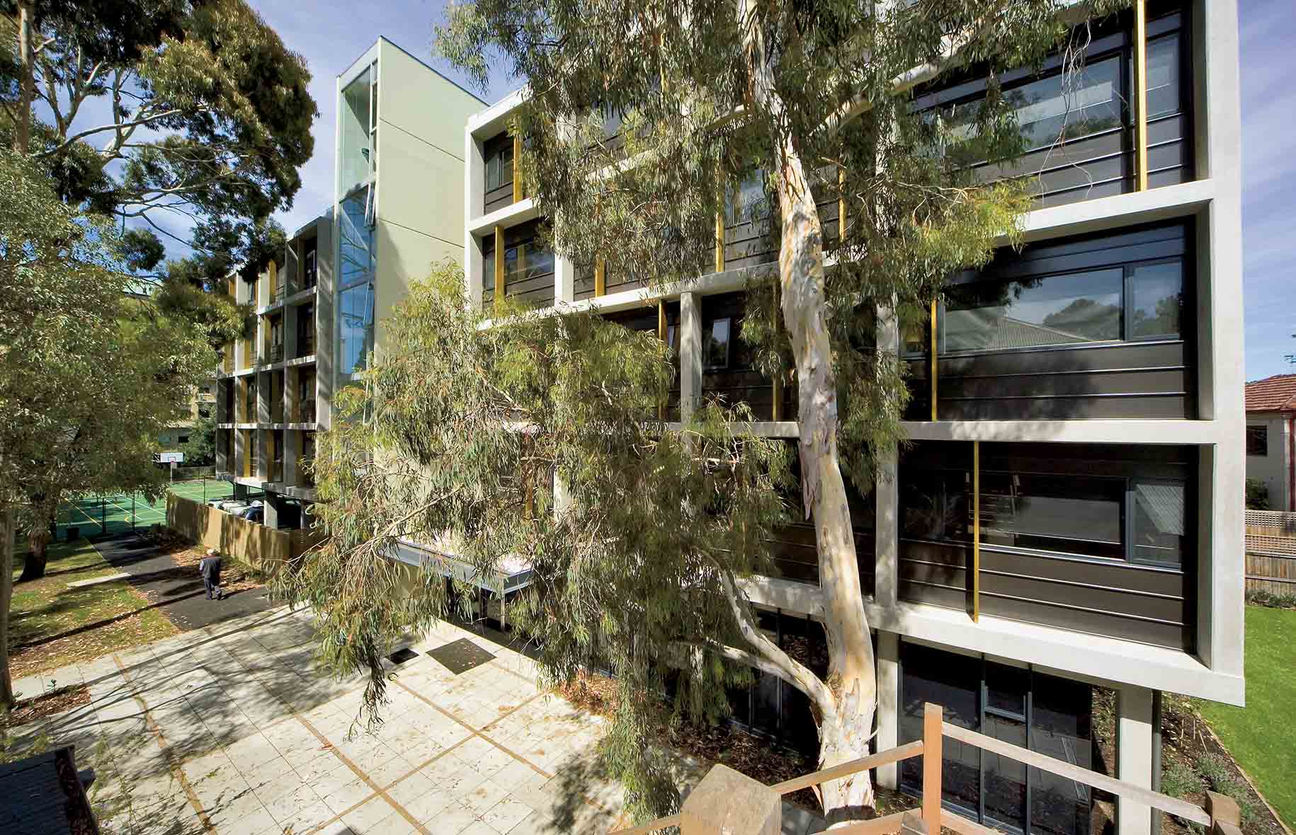 International House Melbourne University L U Simon Builders international-house-melbourne-university-l-u-simon-builders